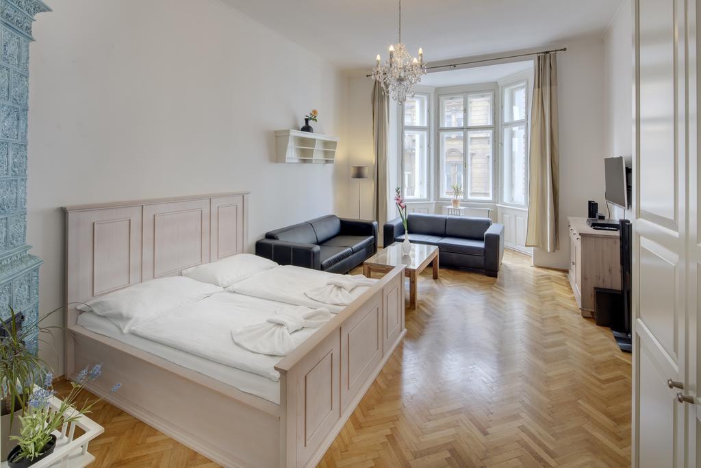Hotel apartamentowy Old Town Square Praga