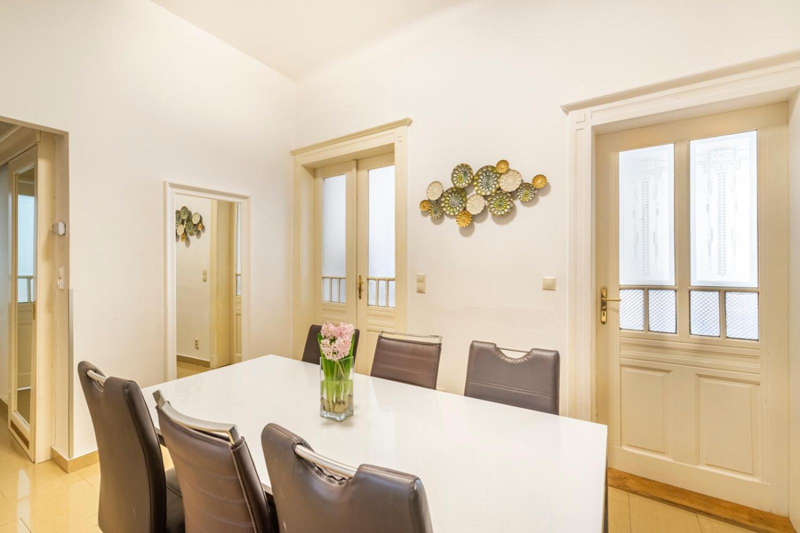 Hotel apartamentowy Old Town Square 4*